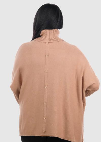 Jiyeon Plus Size beige sweater with pockets - back
