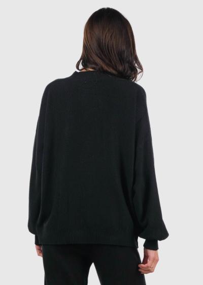Laisha melns sieviešu kostīms - back