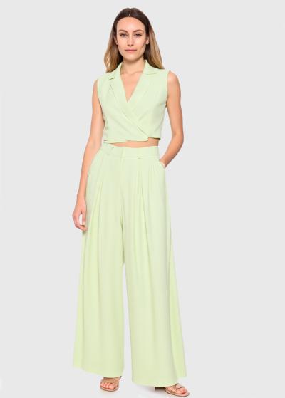 Yasemin light green vest with ties - back