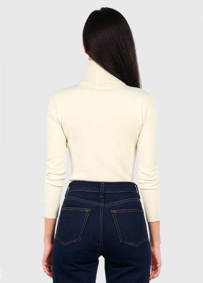 Kirie white sweater - back