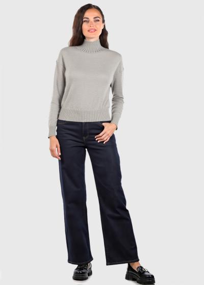 Arlanda бежевый свитер с высоким воротом - back