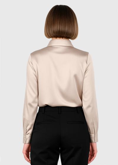 Whit beige buttoned blouse - back