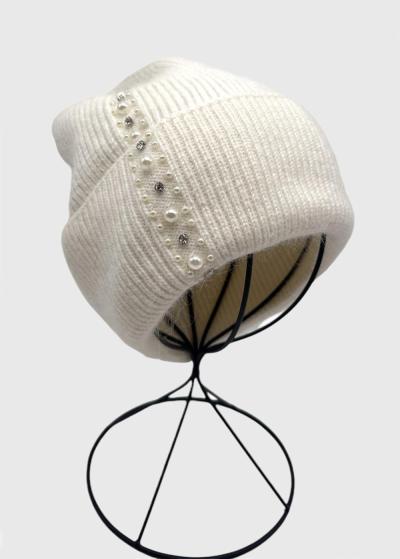 Katie white hat with pearls - back