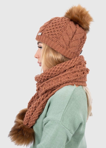 Eleonora brown scarf and pom pom beanie hat - back