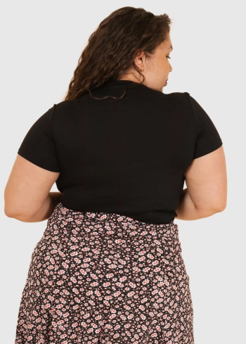 Ada Plus Size black t-shirt - back