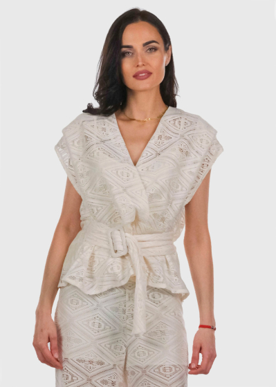 Barbara beige lace blouse with belt