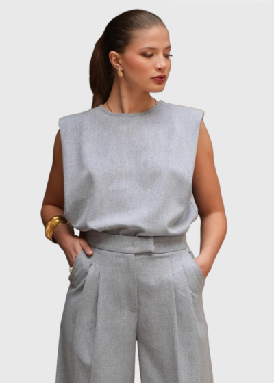 Evina top with round neck
