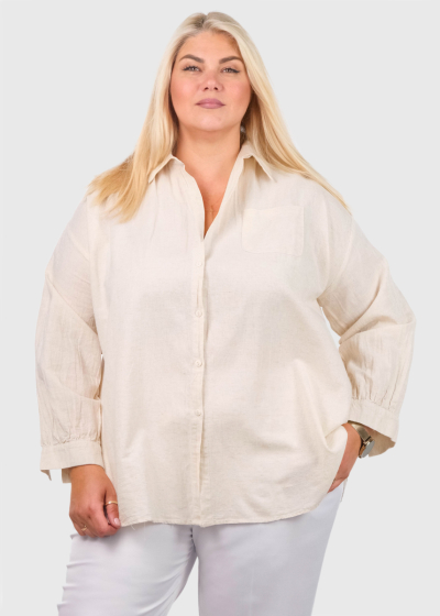Amy Plus Size beige shirt with pocket