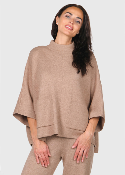 Eugenia bēšs sieviešu kostīms ar kabatām