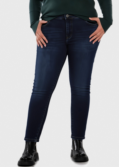 Chloe Plus Size dark blue jeans