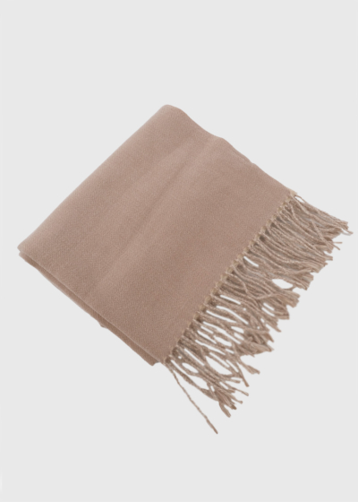 Mel scarf with fridge detail