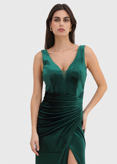 Gia green evening dress with slit