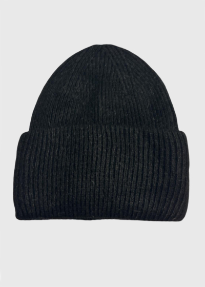 Kitty black knitted hat