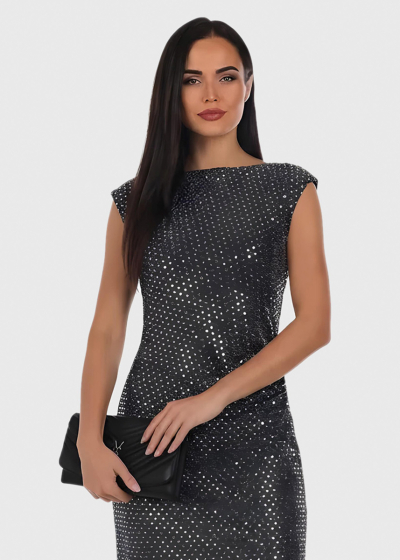 Maddie vakarkleita ar spīguļiem