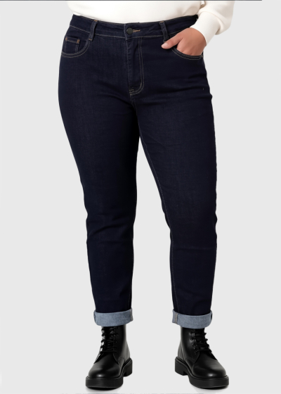 Susan dark blue jeans