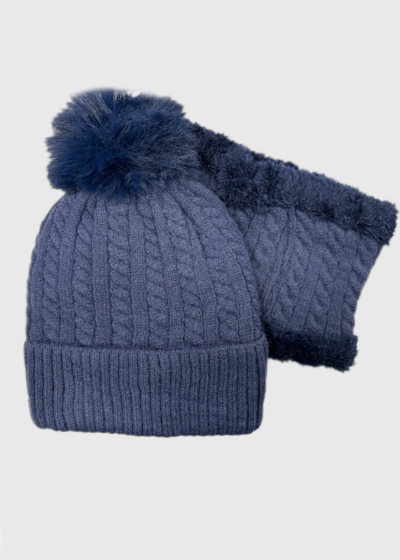 Heidi tum&scaron;i zila &scaron;alle un cepure ar "bizītes" rakstu 