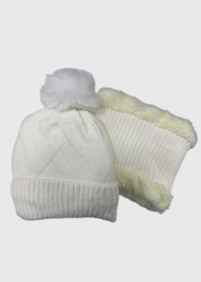 Evie balta scarf and pom pom hat