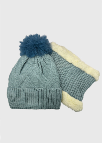 Evie light blue scarf and pom pom hat