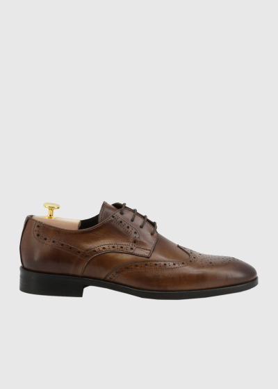 Brown leather lace-up brogue shoes